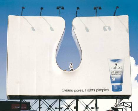 Pond's Pore Cleaning Cream - Cosmetics advert example