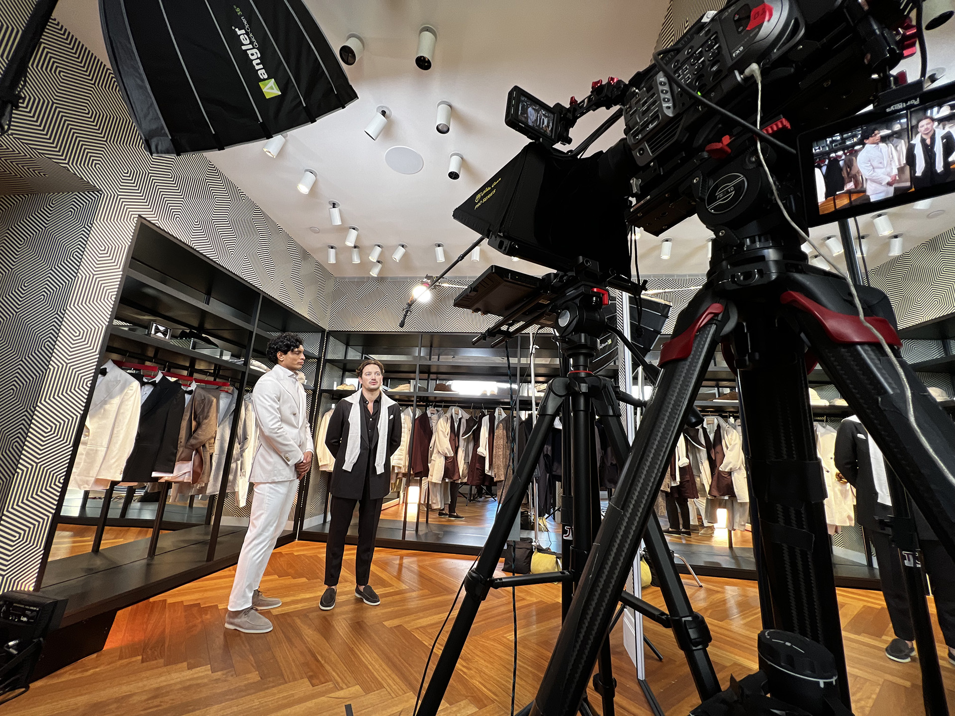 Production with high end equipment at Suitsupply Soho